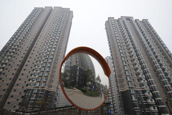 卖房的人绝望了！房还在涨，可''不降价''根本没人买，为啥？