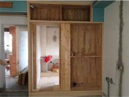 ?头次见有人把卫生间装在柜子里，了解完才知实用，太聪明了