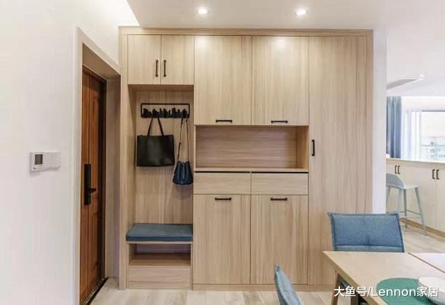 空间小、收纳乱？打造柜子做好这4处细节，空间翻倍又美观