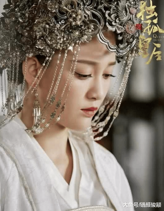 陈乔恩版的“东方教主”重出江湖了，网友直呼：很霸气啊！