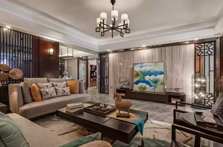 四室兩廳中式風大宅，多種典雅元素打造經典氣息！