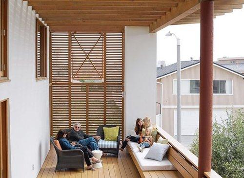 阳台万万不要用来晒衣服了, 如今有钱人都这样做, 懊悔知道晚了!