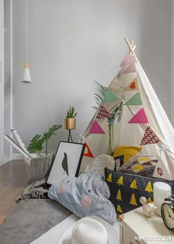 灰色+黄色的新房，保洁都完成了，坐等通风后入住