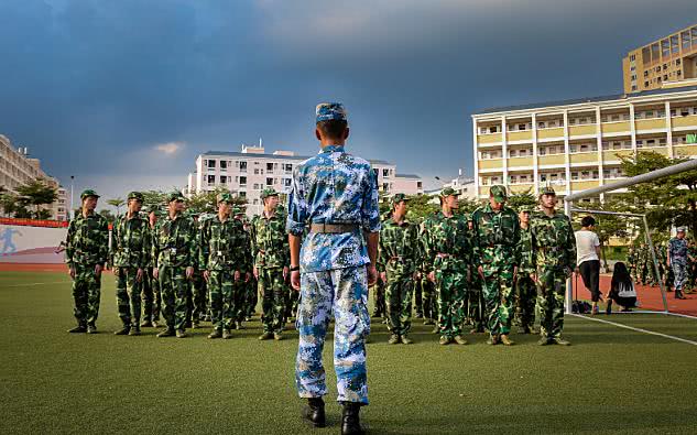 新生军训，这3个项目男生最不喜欢，最后一个才是噩梦