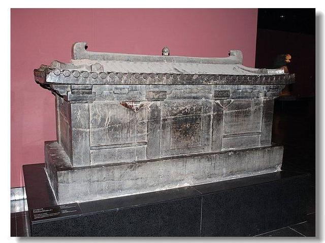 9岁离世的隋朝小公主，棺木连考古专家都不敢碰，只因上面这4个字