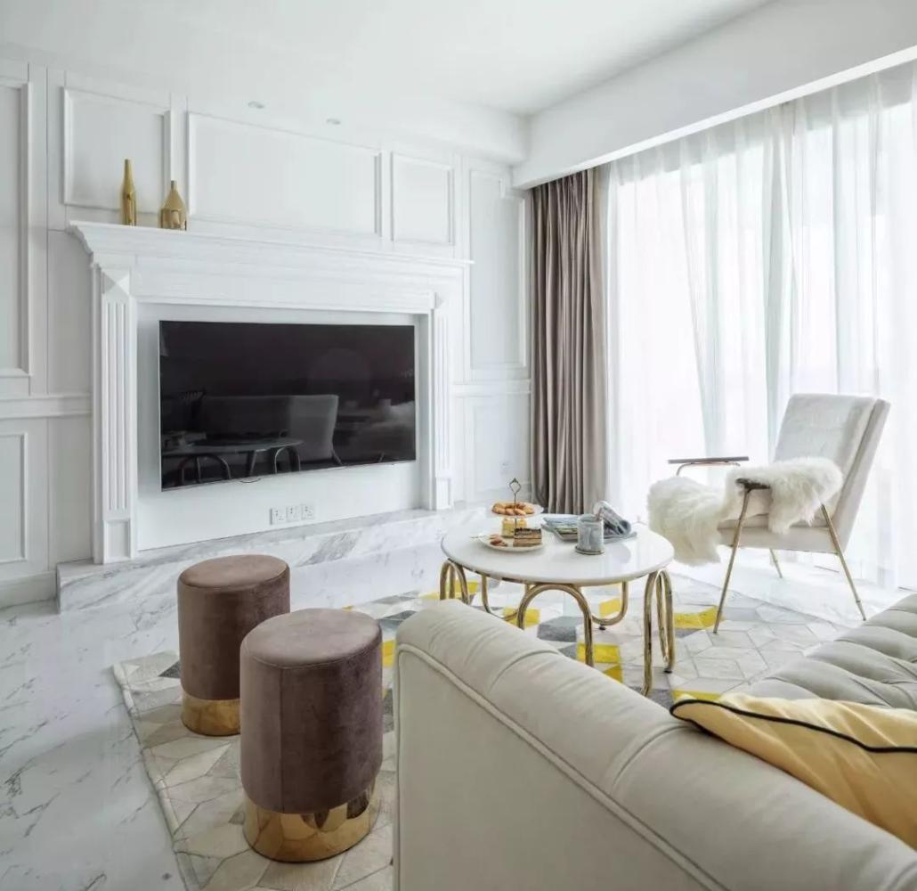 沒電視柜的電視墻，那還像什么樣？