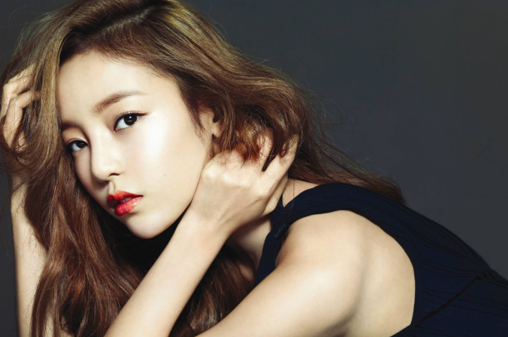 具荷拉走后的巨额遗产，靓丽的人生背后，遭受了太多难以承受的压力