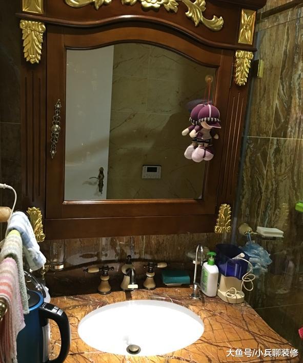 晒晒朋友花200w装修380平新家，光设计费就30w，土就一个字啊！