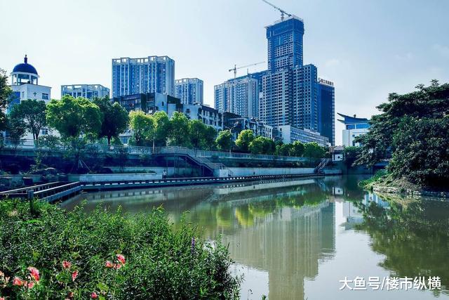 为何现在市面上，多得是70平的期房？内行人说出“内幕”