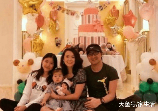 晒晒汪峰和章子怡的爱巢，室内布置各种气球，汪峰真的太宠老婆了
