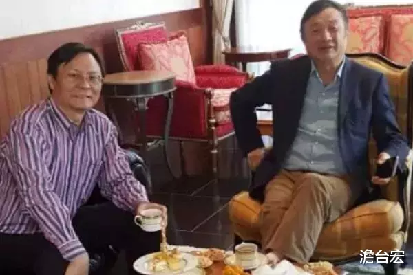 看完他和王健林的办公室，再看任正非办公室，差距一目了然！