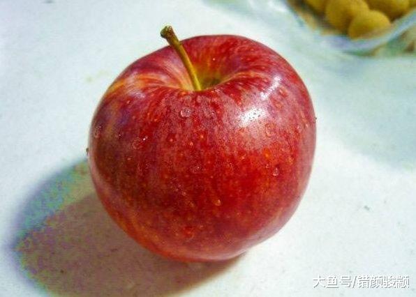 心理学: 凭直觉选一个你最想吃的苹果, 一秒测出最爱你的人是谁!