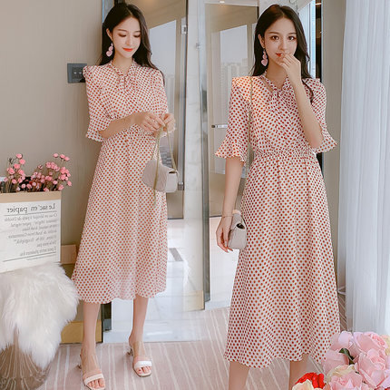 裙子年年穿，今年选这8款连衣裙，让你美出新高度