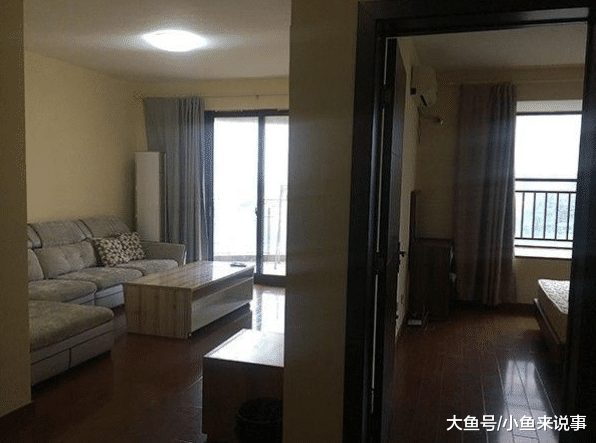 年轻夫妻租房一年到期，房东来收房时吓了一跳：10年来第一次遇到