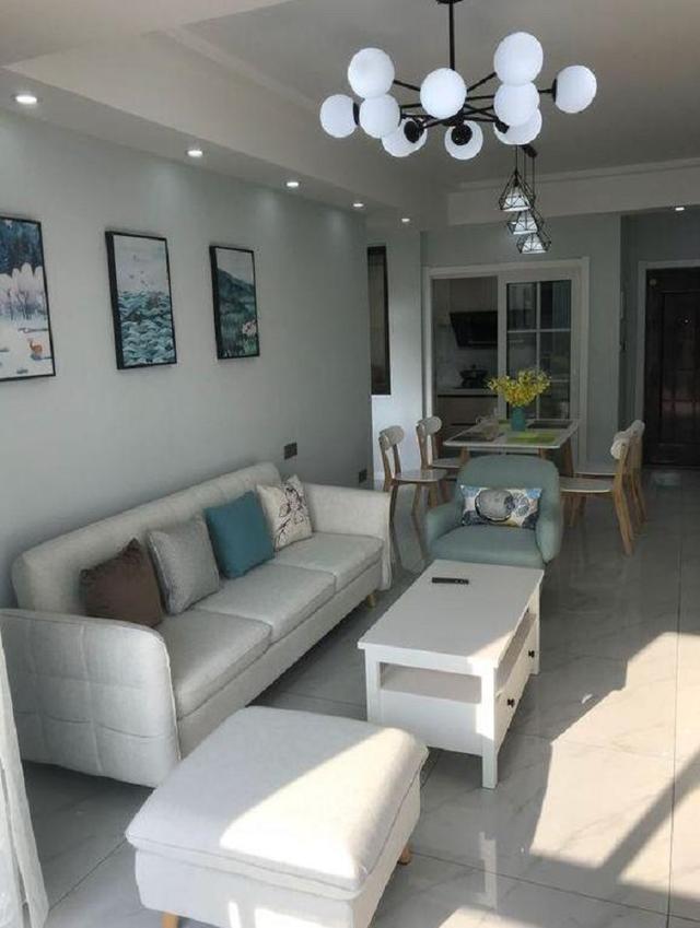 晒一晒花12万装的两居室，人生当中第一套房子，装修太烧钱了！