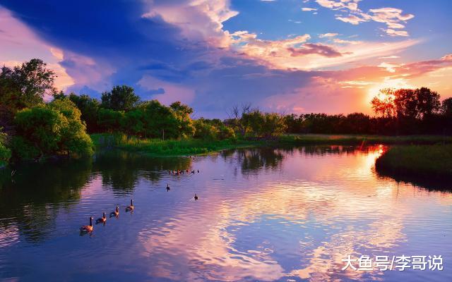 蛇不知道自己有毒，人不知道自己有错