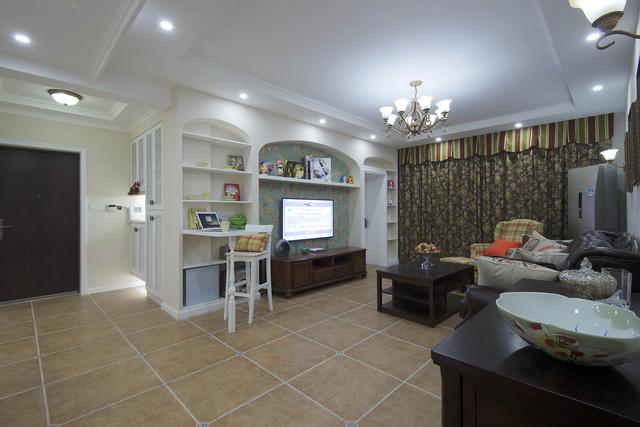 132㎡四居室花18万装修，时尚好看，设计也很到位，真不错