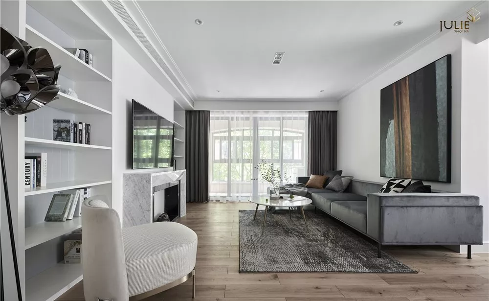 你要在客厅和阳台之间装门？赶紧先停下来！