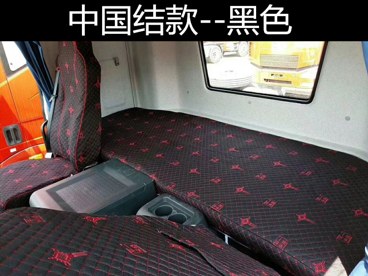 油门突然卡死怎么办？老司机提醒：记住这两点关键时刻能保命