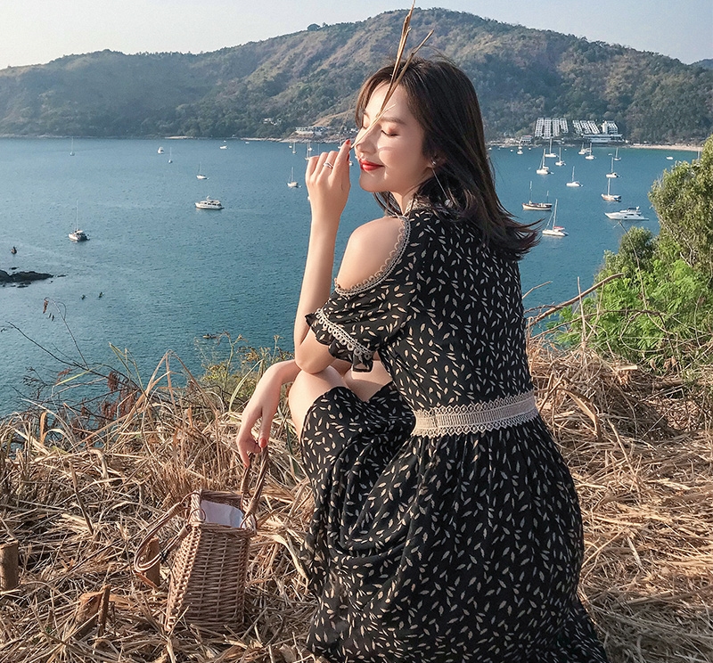 一袭A字裙，怎么穿都好看，穿出30岁女人该有的韵味