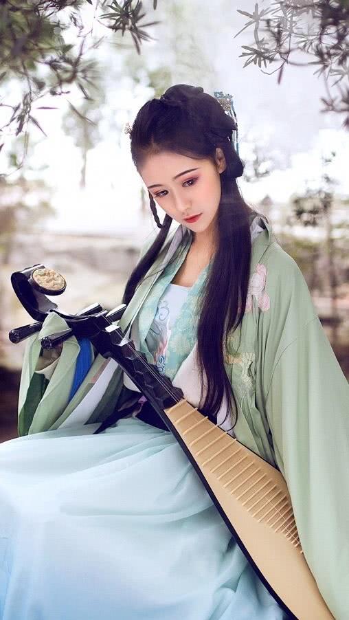 执笔, 低吟, 淡抹, 拈花, 回眸, 只为你