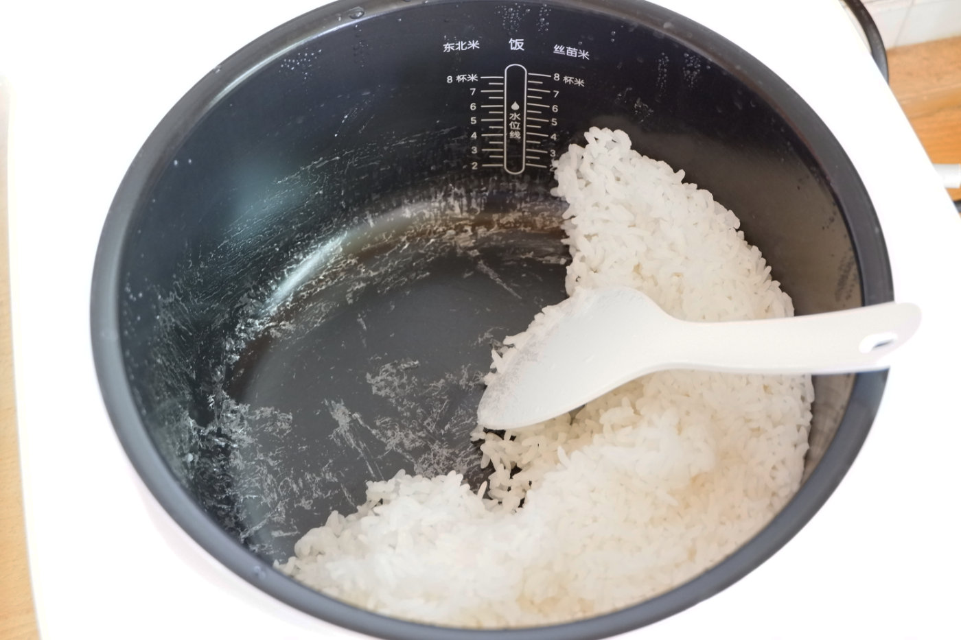 用了米家电饭煲4L之后，我对米家的好感度又增加了一分