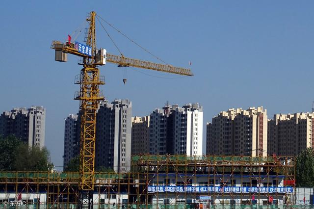 专家：中国房价仍然具备上涨动力，如果放开调控可以涨到30万/平