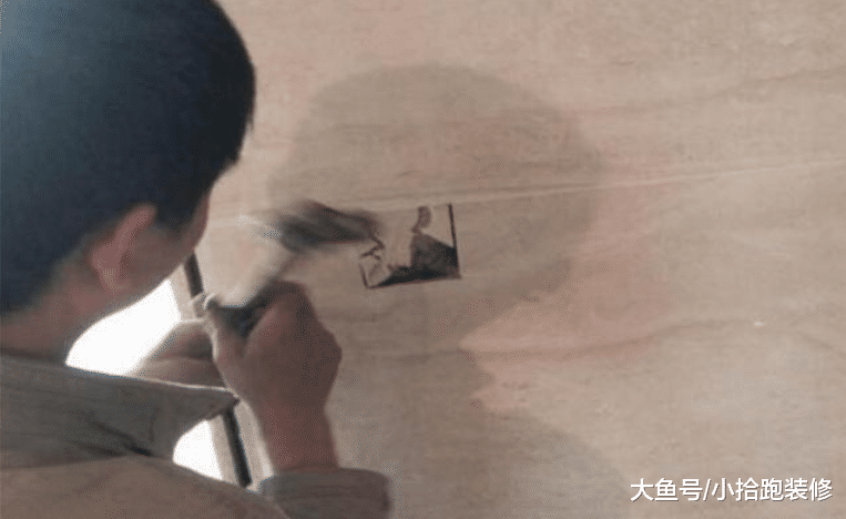 开关被墙砖覆盖，两位师傅却都不愿意处理，业主都愁坏了