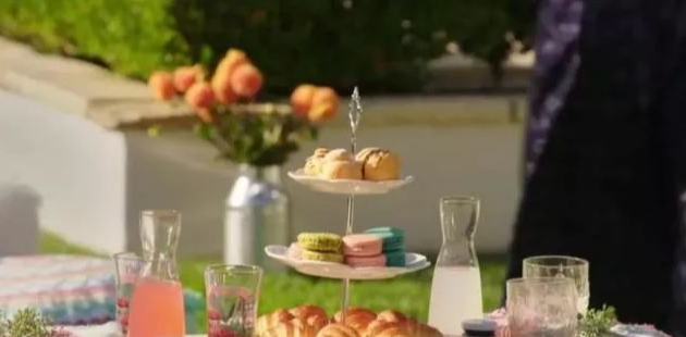 不是嫁入王室，就是嫁入豪门，白富美到底是怎样炼成的？