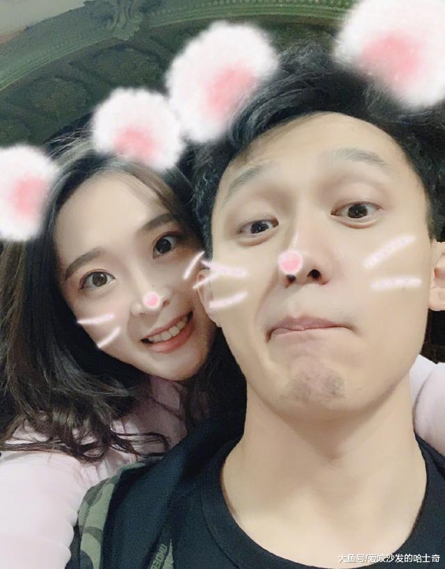 192的惠若琪亮相，穿粉色拖地裙竟露脚踝，网友：逼死多少普通人