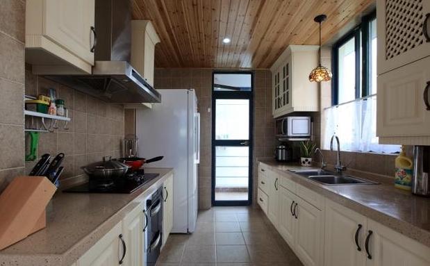 晒晒我家130㎡婚房装修，光软装就花了30万，邻居挤爆来学