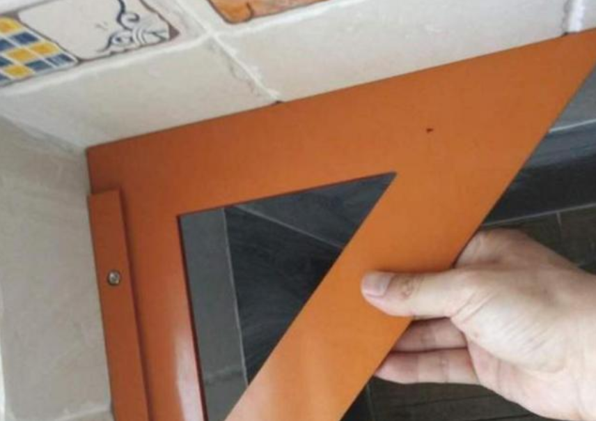 瓷砖怎么验收才最好？看到师傅这样做，连业主都表示无话可说