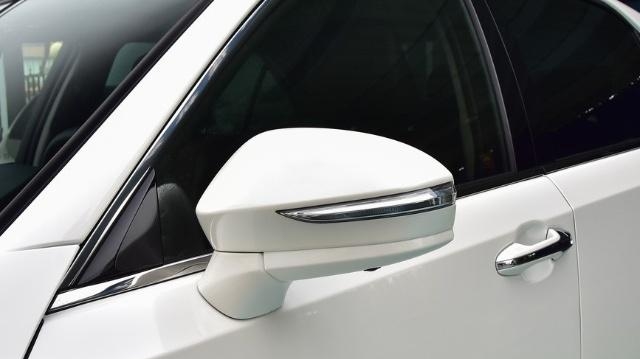 别说5系了，E级都压不住，“清仓处理”开不坏，23万买台“辉昂”