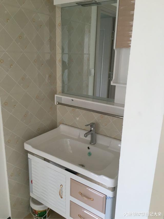 95平新房打扫干净正在通风, 装修包含家具家电不到15万, 大家看看怎么样?