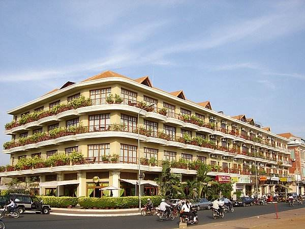 炒房炒出问题，柬埔寨房价上涨几倍，房子存款都没了