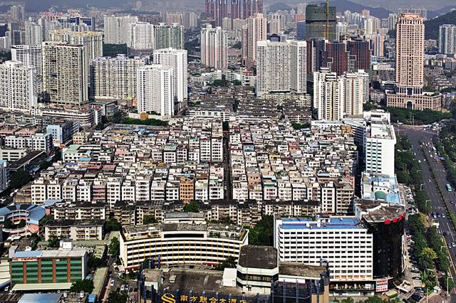 小产权房为何没有房产证？它是违章建筑吗？专家解说