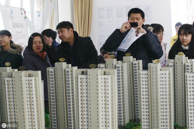 顺丰老总王卫216套房产，号称楼爷，房子半年就升值20多个亿！