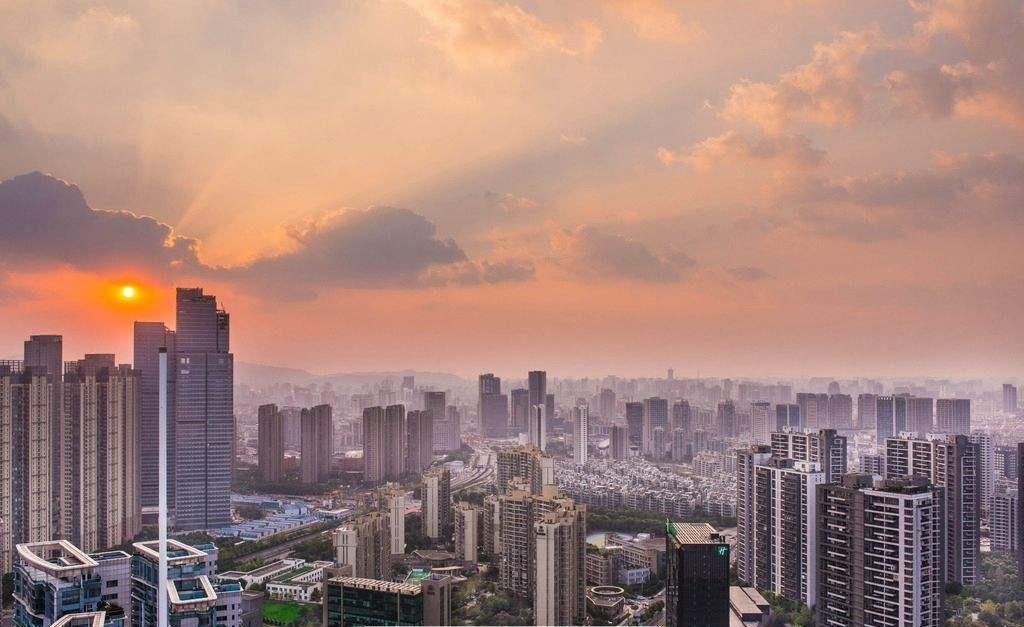 企業家：中國房價已經觸頂，算上通貨膨脹，未來房價極有可能貶值
