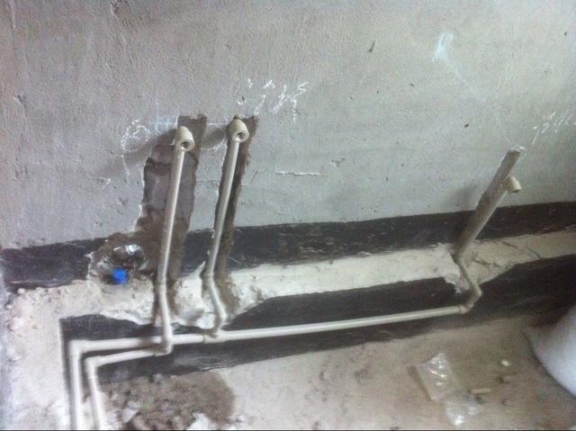 卫生间水电怎么装才安全？我家装错卡上5万元全被骗走