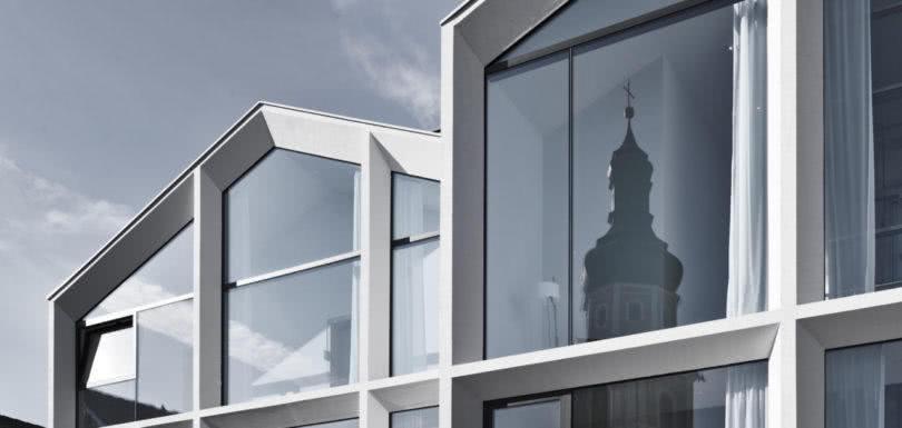 Hotel Schgaguler：極簡主義酒店周圍環繞著多洛米蒂山脈的美景