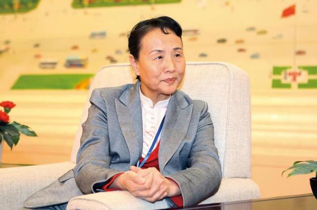 这就是当下炒房套路？业主真急了，从2万到3万，房价就这样上去了