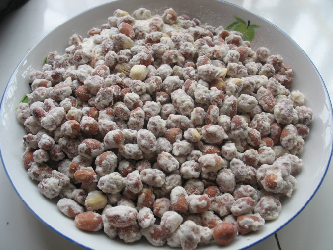 但有一种方法我相信你们都非常喜欢它，是花生霜