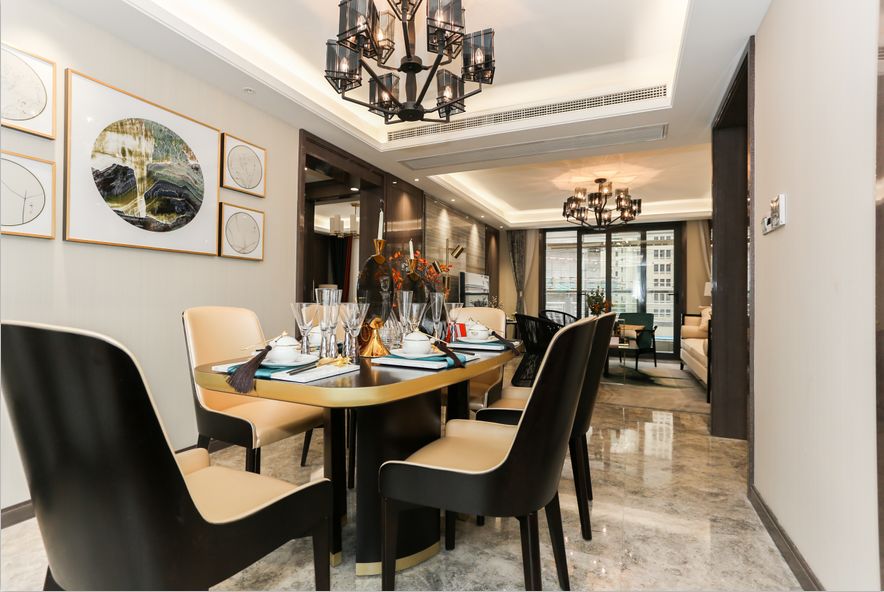 「圣骊河滨苑」关键字：东外滩 内环内 重点学区就在旁边 轻奢新盘 771万起