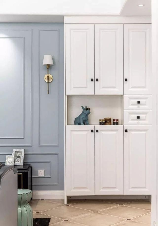 73㎡雅致简美风格两居，餐厅卡座+飘窗+收纳柜设计，超美越实用！