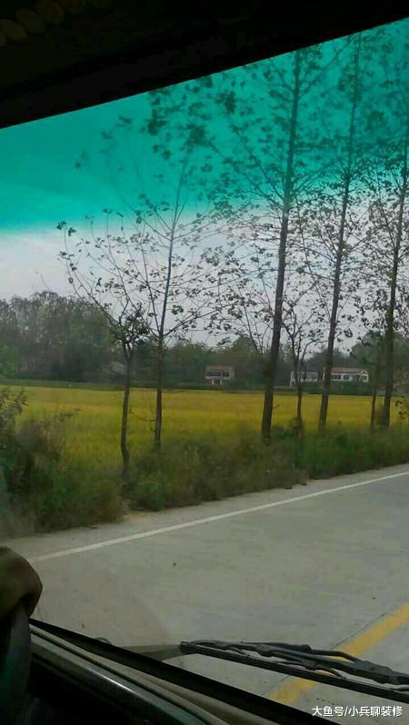 男朋友说他家住大别墅，院里还有大泳池，去了才知道是这样！