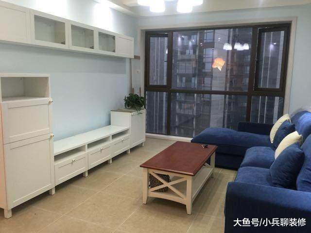 表姐超级爱炫耀，说她新房装修光厨房瓷砖都要2万块，真能吹！