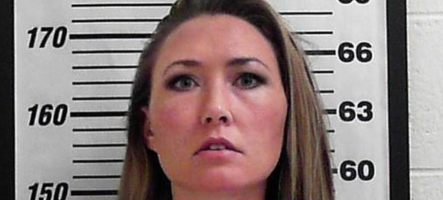 她们是美国最堕落的女教师, 因与学生发生关系而被迫入狱