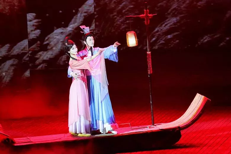 如何打造“旅游+演艺”的全新模式，成功为景区经济增值?