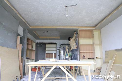 客厅不要再安装吊顶了，现在这种设计更好用，后悔发现晚了