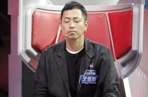 还记得最强大脑中“微观辨水”的清华才子吗？水哥帮警方破案后，现状如何？